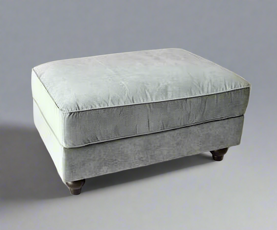 Nicole Sofa | Including Footstool