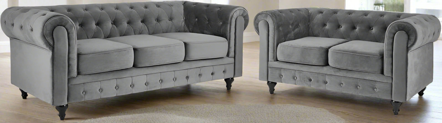 Classic Chesterfield Sofa | Including Footstool